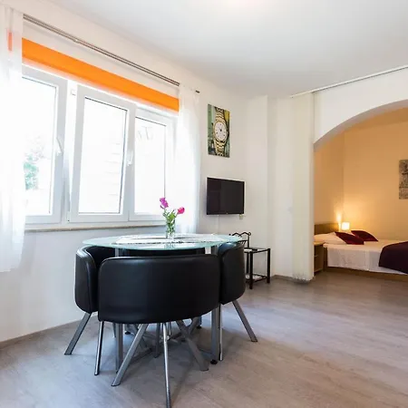 Apartment Kaline